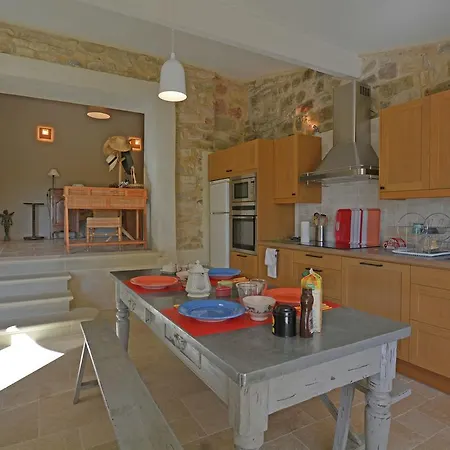Quaint In Castelnau Valence With Private Pool