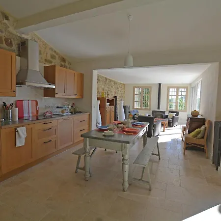 Villa Quaint In Castelnau Valence With Private Pool