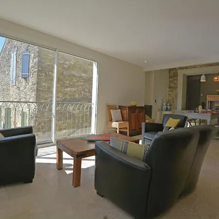 Quaint In Castelnau Valence With Private Pool Villa *